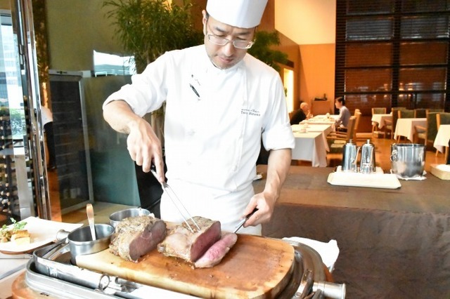 シェフの廣岡さん