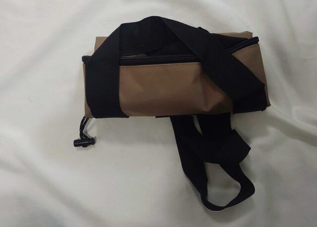 折りたたんで他のバッグに入れて「サブバッグ」としても使えます