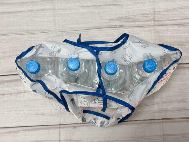 大きいバージョンのときは、2Lのペットボトルが4本収納可能