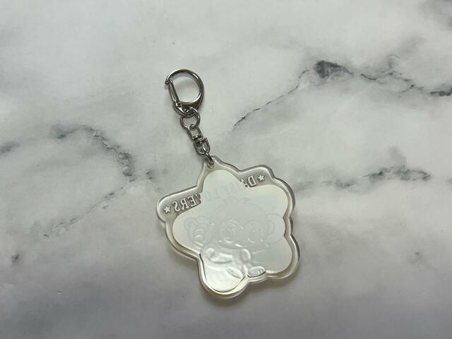 背面にイラストはありません