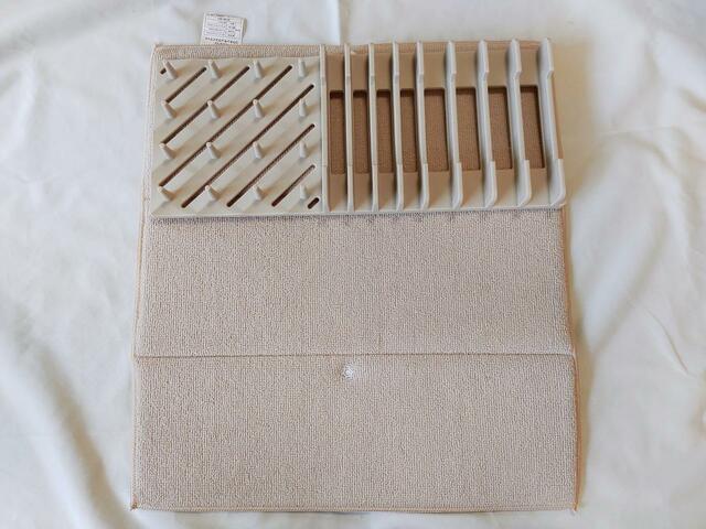 マットにセットして使用すると便利【デコホーム商品】「水切り＋抗菌吸水マットセット（MO UH）1,290円」