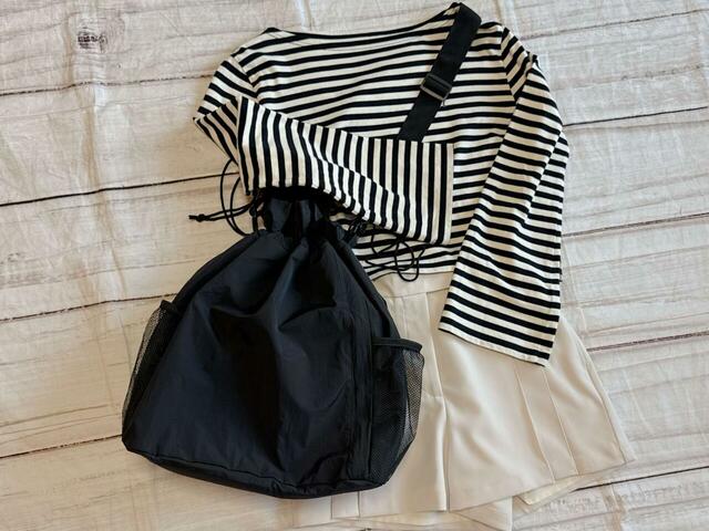 ワンショルダーでも持てますが、斜めがけでも持てます！