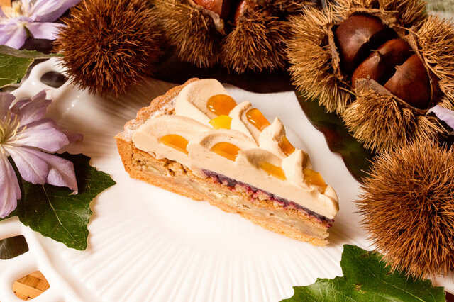 【栗とメイプルのタルト】コリアンダー風味のカシスと木苺のジャムがアクセント！