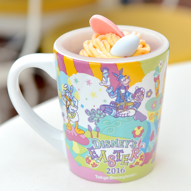 バニラ&ラズベリームース、スーベニアカップ付き