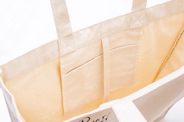 トートバッグ M 3,300円、L 4,200円｜東京ディズニーリゾート「LET'S START WHERE WE CAN!」