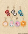 【LOWRYS FARM×サンリオキャラクターズ】シャカシャカキーチャーム／各1,690 円（税込）カラー展開:ハローキティレッド、ハローキティブラック、ハローキティ日焼け、シナモロール、マイメロディ、クロミ、ウサハナ
