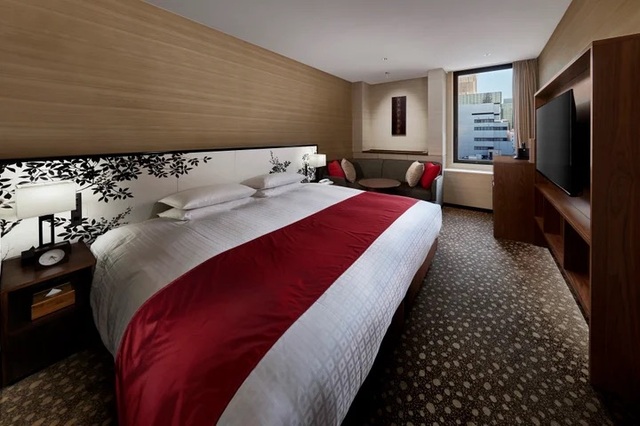 東京・芝パークホテル「読書とスイーツの贅沢な午後:至福のアフタヌーンティー」