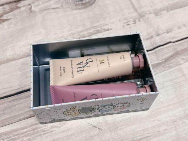 ハンドクリームやパフュームオイルを入れてもOK