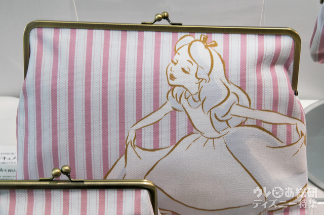 〈AYANOKOJI〉9.3寸がまロドキュメントケース｜6,048円（税込）