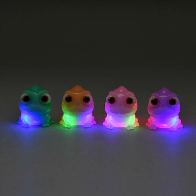 パスカル シークレットバスボール マスコット入り ライトアップ Disney Cool Goods 750円