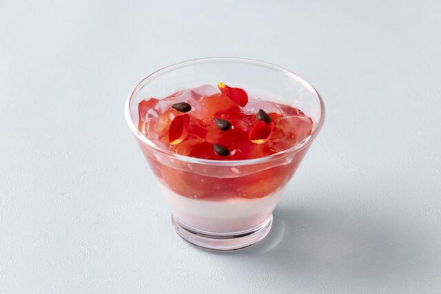 「ローズスイカゼリー」＜850円＞【グランドハイアット東京の「サマースイーツ コレクション」】