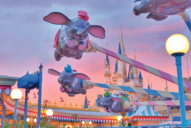 夕方のファンタジーランド(イメージ)