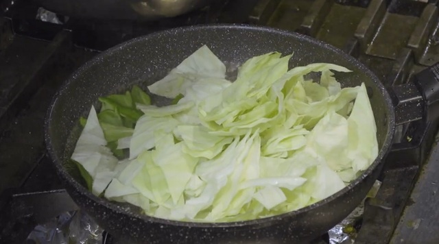 キャベツなど野菜の色が変わってくる
