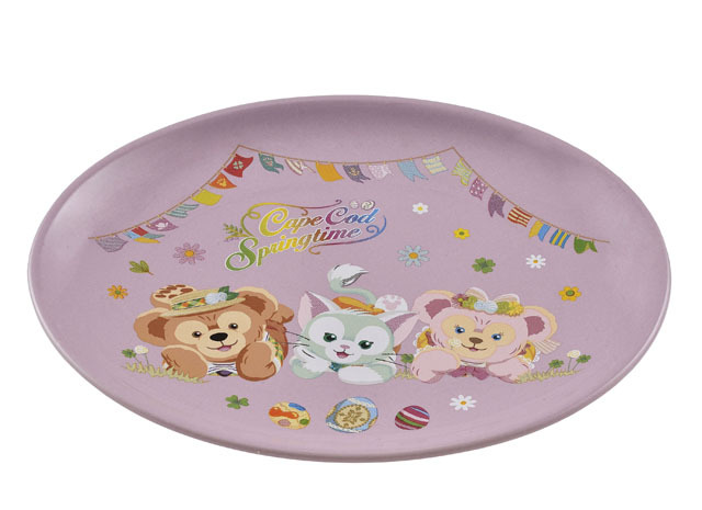 ストロベリームースケーキのスーベニアプレート/東京ディズニーシー「ダッフィーのイースター・フェア」©Disney