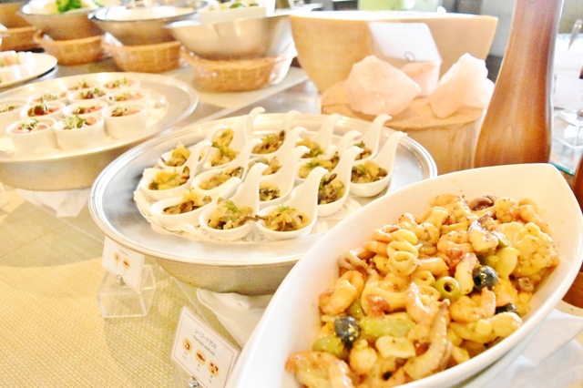 和洋中バランス良いメニュー