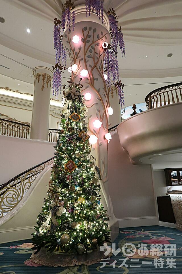 東京ディズニーシー・ファンタジースプリングスホテル クリスマスツリー
