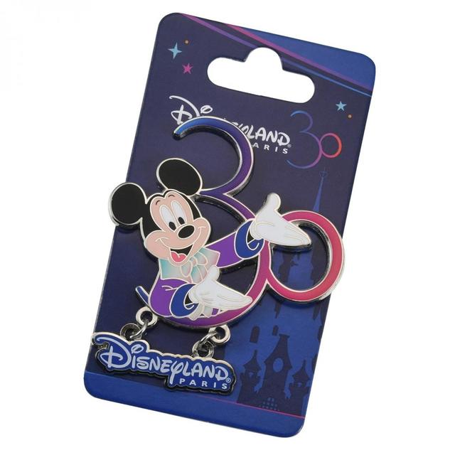 ミッキー ピンバッジ Disneyland Paris 30th Family 1,430円