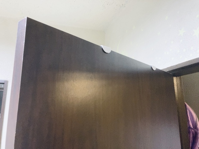 【イケア ENUDDEN エヌーデン】フックはドアを傷つけないよう裏面が柔らかい素材でカバーされています