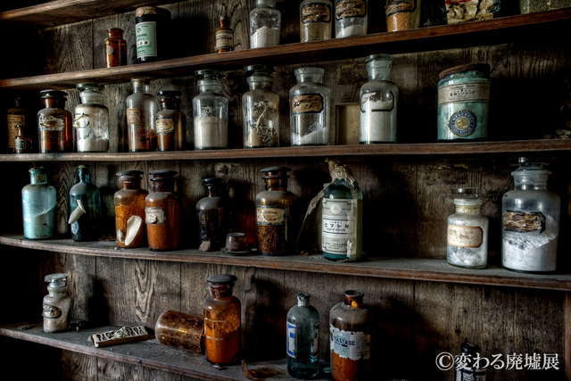 美しき廃墟写真を集めた「廃墟写真展」