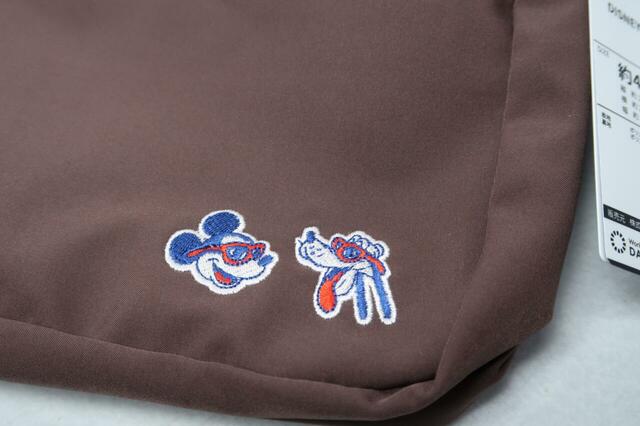 【ワークマン】Disney/ショルダーバッグ ミッキーマウスとプルートがサングラスをかけています