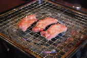 はとバスソロ活体験／「巨牛荘」の焼肉