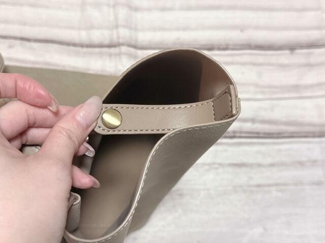 形を変えられるって何?!両端についているショルダーストラップに秘密が!