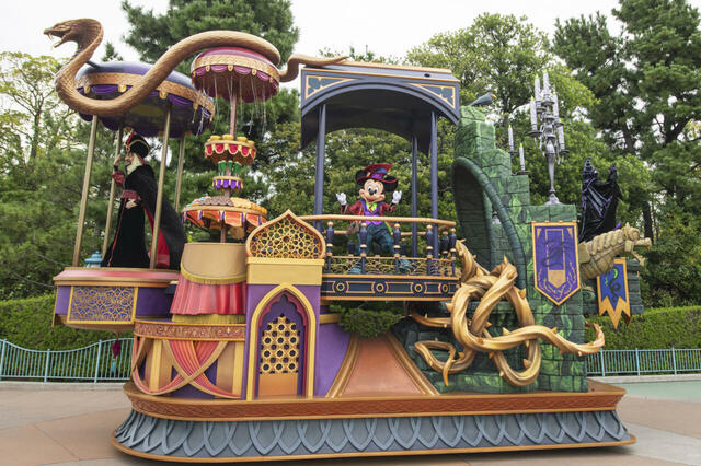 東京ディズニーランド「ザ・ヴィランズ・ハロウィーンInto the Frenzy”」プレスプレビューの様子