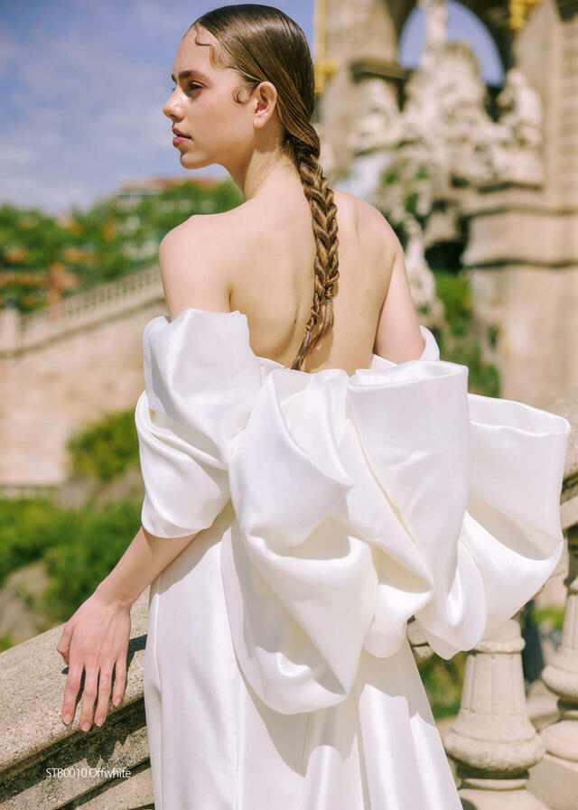 クラウディア|「ST(サチコツツイ)」新作ウェディングドレス|STB0010_Offwhite