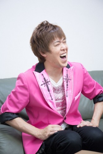 「安井謙太郎くんは美人！」と笑顔で語るちーやんさん。長妻怜央くんなども応援しているそう。　 撮影：simadamasafumi