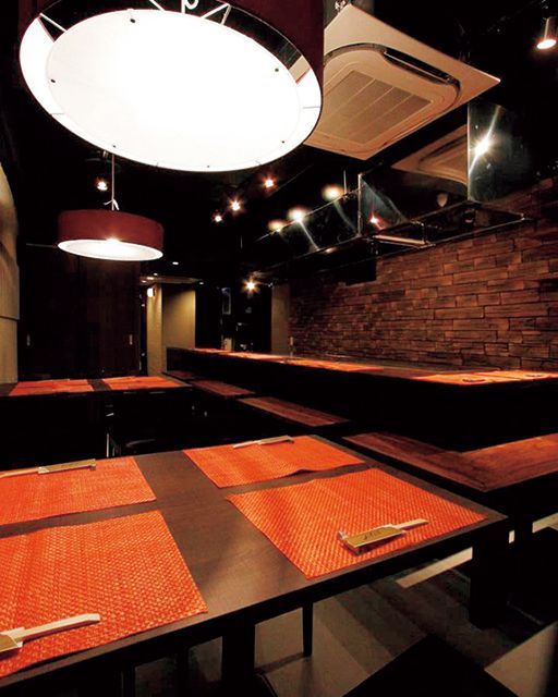 「鉄板焼」の名店特集／ 鉄板Diner JAKEN 池袋本店（池袋）　内観