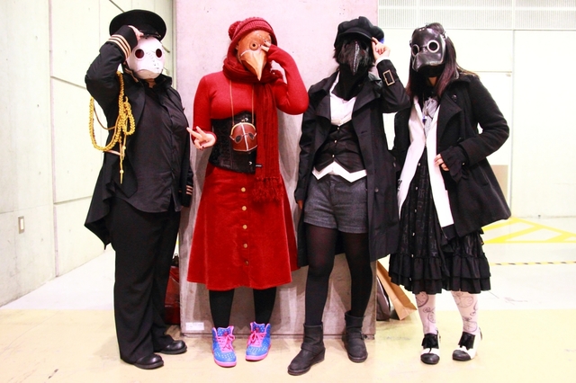 オリジナルのペストマスク大集合