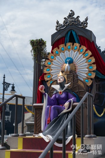 アメリカンウォーターフロントのフォトロケーション（ウィックドクイーン）｜東京ディズニーシー「ディズニー・ハロウィーン」2018年