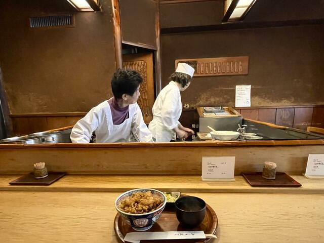 【天茂】このカウンターが天茂の特等席