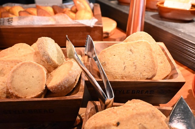 【Weekend Brunch Buffet】クッキーなどの焼き菓子も