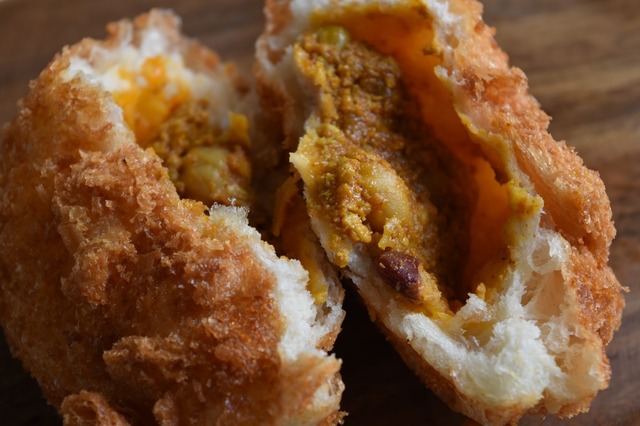 あげカレーパン(ミルメルシー/川崎)