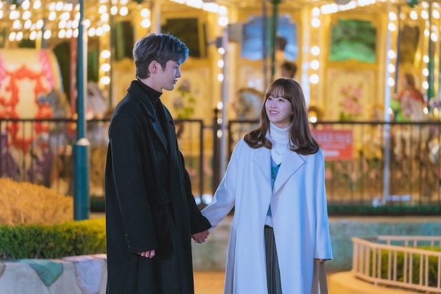 『ある日、私の家の玄関に滅亡が入ってきた』 U-NEXT独占配信中