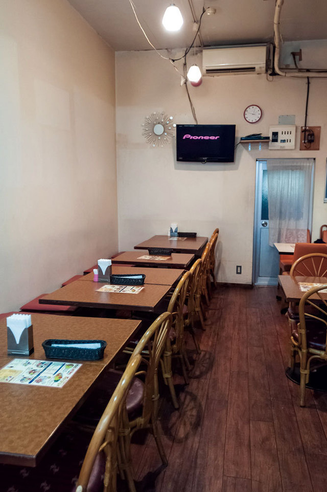 上野・御徒町「カレー」の名店／上野キッチン　内観