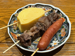 炉端とおでん 呼炉凪来「玉子焼きと牛すじとソーセージだけはお一人様１本ずつでお願いします」と誠さん