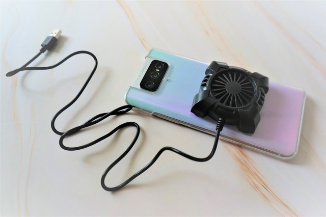 【キャンドゥ】スマートフォン冷却扇風機