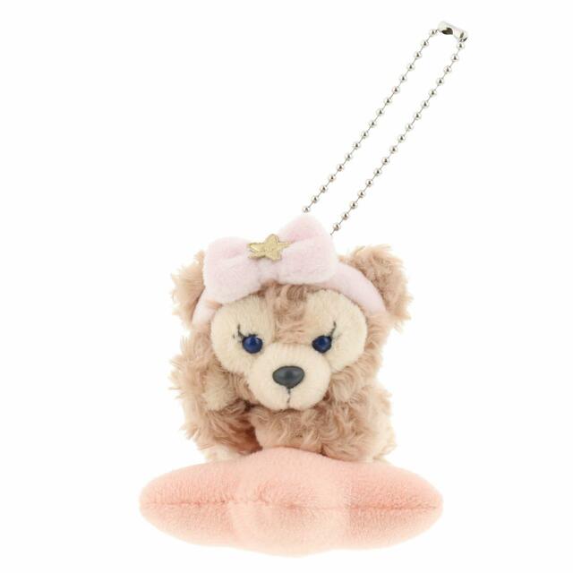 ぬいぐるみバッジ 2,200円｜サイズ：高さ約12cm｜「ダッフィー＆フレンズのサマーナイト・メロディー」スペシャルグッズ｜東京ディズニーリゾート40周年“ドリームゴーラウンド”｜発売日：2023年7月3日（月）｜販売店舗：東京ディズニーシー「マクダックス・デパートメントストア」