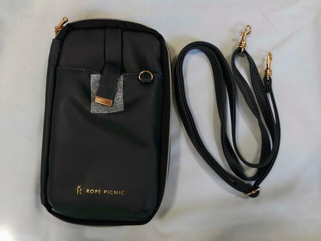 【ROPE' PICNIC(ロペピクニック)スマホショルダーバッグ】コンパクトなサイズで、とってもキュート