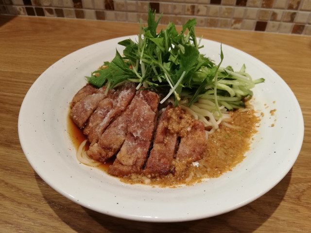 冷やし排骨担々麵