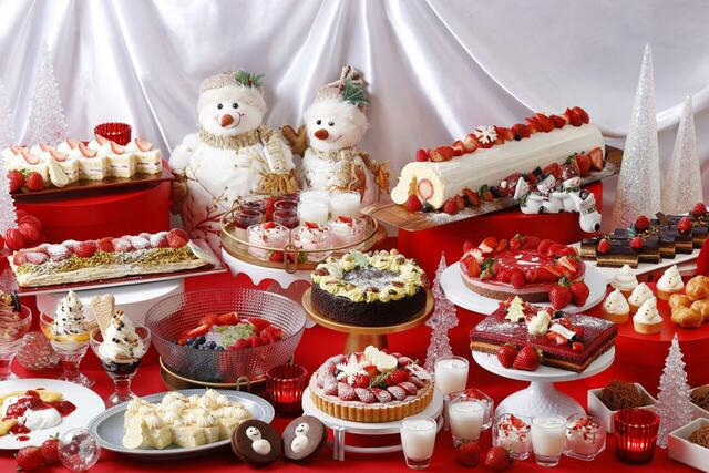 「フェスティブストロベリースイーツブッフェ ～スノーマンワンダーランド～」＜期間：2025年11月10日～12月25日＞【真っ赤に艶めくいちごや可愛いスノーマンがお出迎え♪インターコンチネンタル 東京ベイの「ストロベリーフェア」第一弾がスタート！】