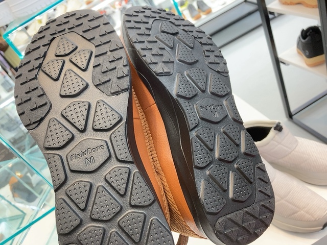 【ワークマンコーデュロイモック】耐久撥水性能も