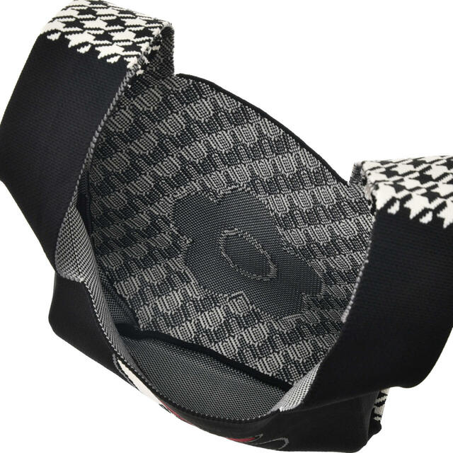 【MARY QUANT】ミニー トートバッグ ニット Minnie Collection 3,900円