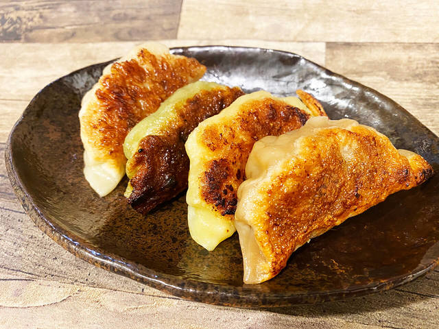 ４種類の恵比寿餃子