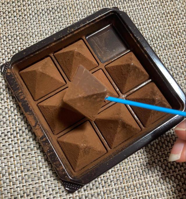 【LeTAO ロイヤルモンターニュマリアージュ ジャンデューヤ】紅茶感が強いダージリン