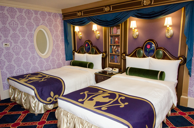 東京ディズニーランドホテル「ディズニー美女と野獣ルーム」©Disney