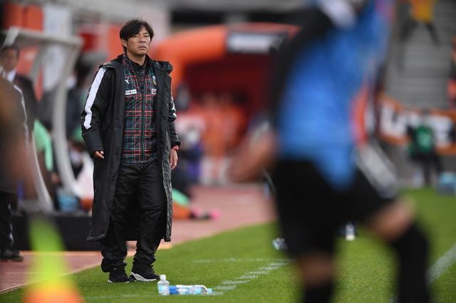 鬼木達監督（川崎フロンターレ） © Jリーグ