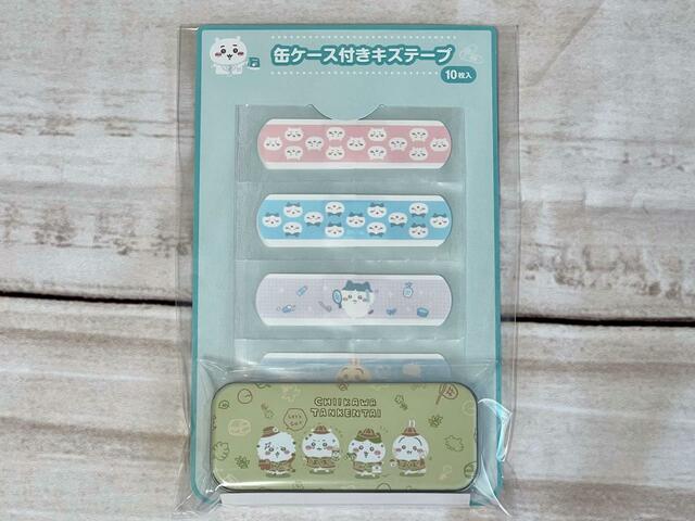 【マツキヨココカラ×ちいかわ】オリジナル缶ケース付きキズテープ／税込693円
